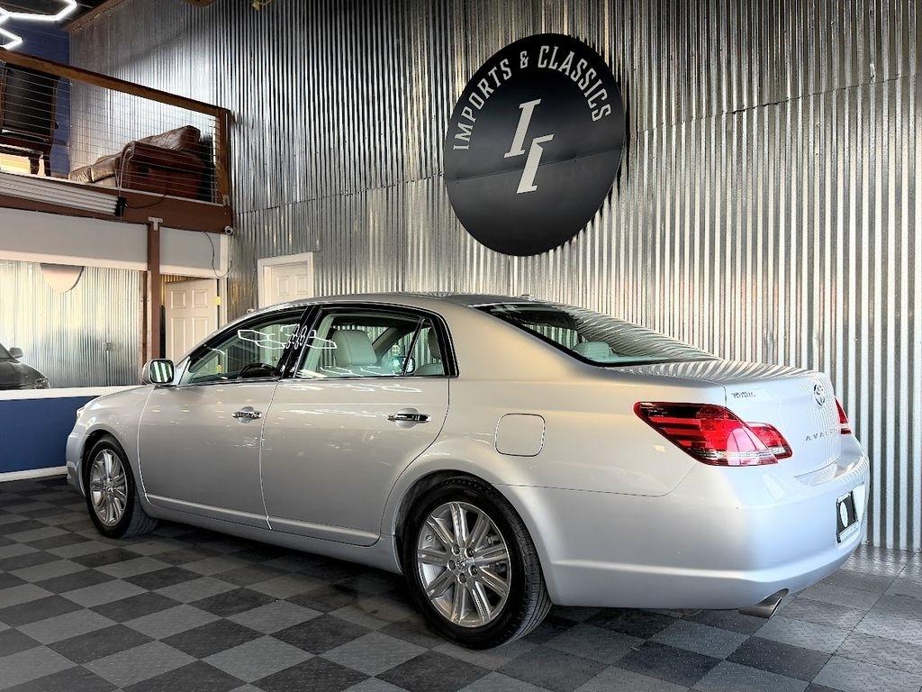 Toyota Avalon Limited 2010
