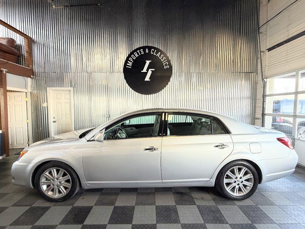 Toyota Avalon Limited 2010
