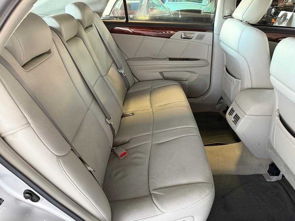 Toyota Avalon Limited 2010