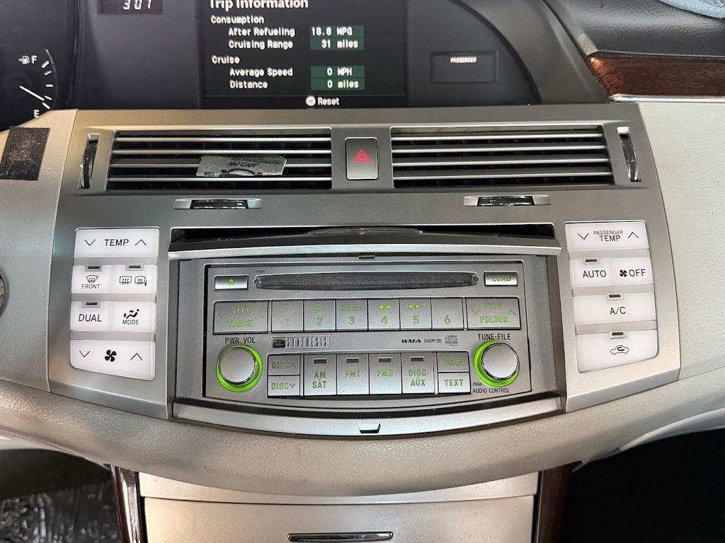 Toyota Avalon Limited 2010