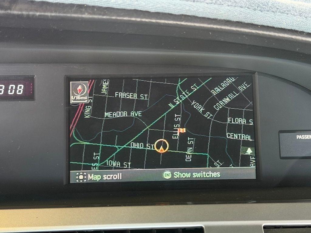 Toyota Avalon Limited 2010