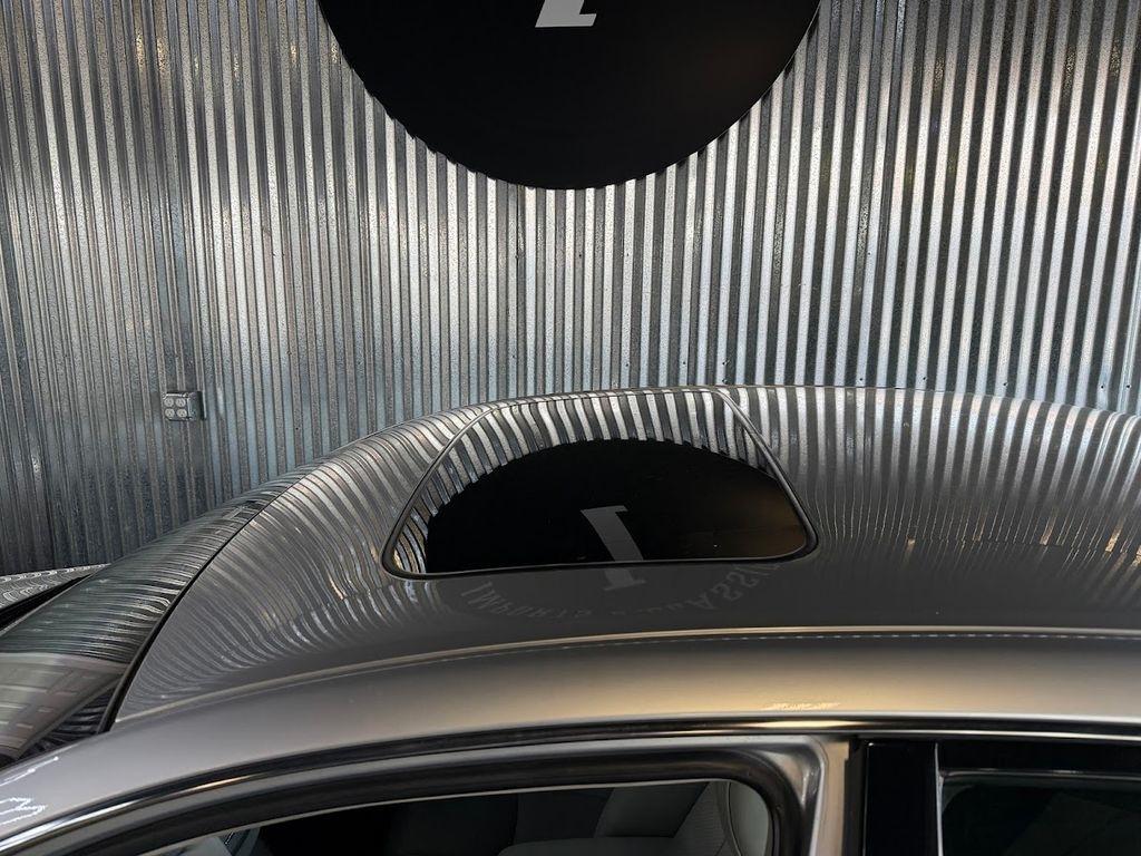 Toyota Avalon Limited 2010