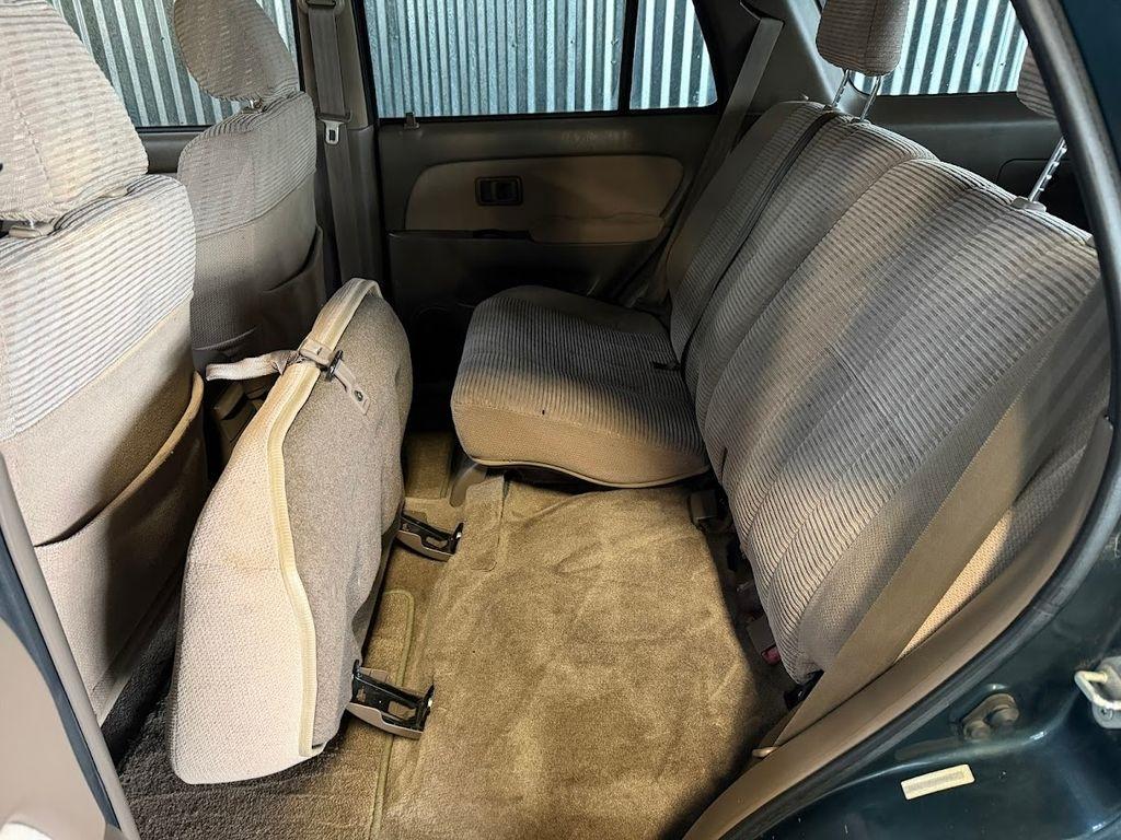 Toyota 4Runner SR5 4WD 1998