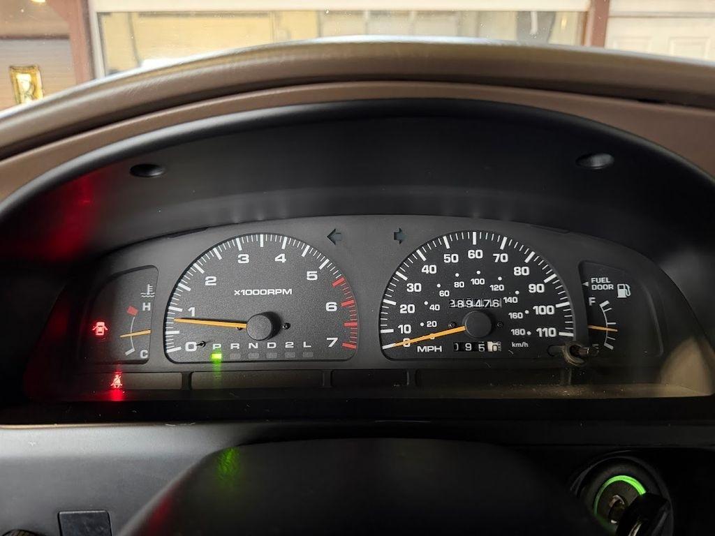 Toyota 4Runner SR5 4WD 1998