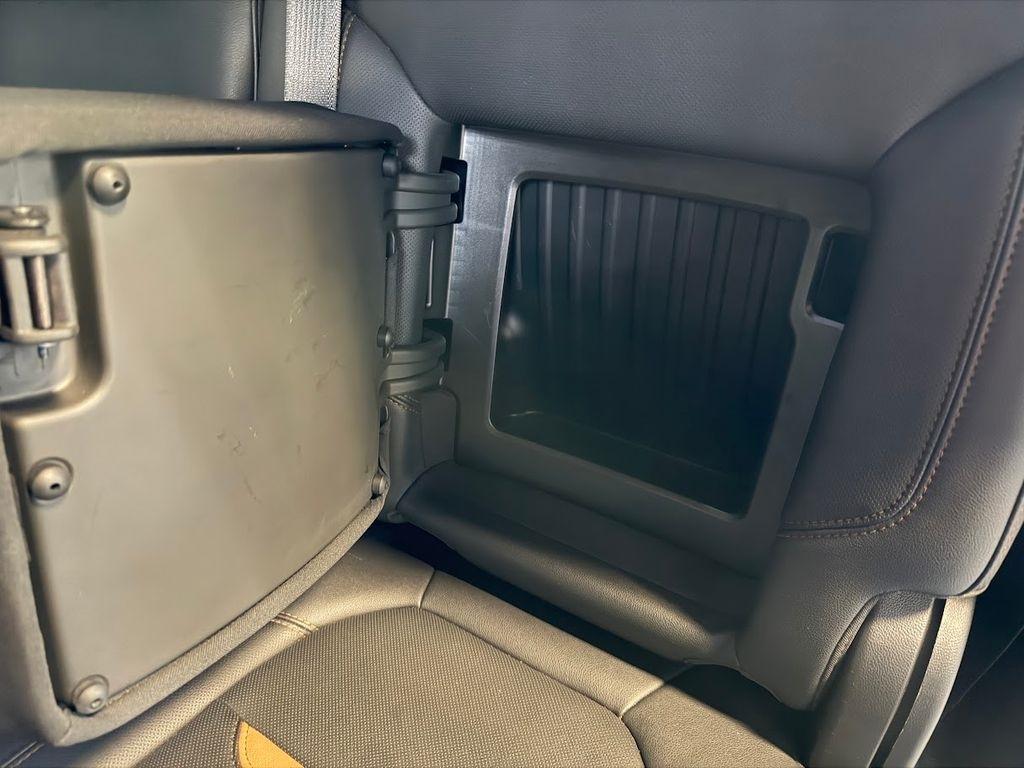 GMC Sierra 1500 AT4 Crew Cab Long Box 4WD 2021