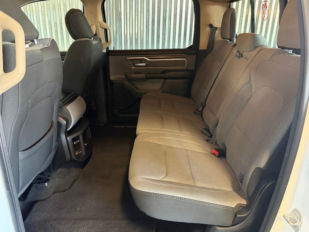 RAM 1500 Big Horn Crew Cab SWB 4WD 2020