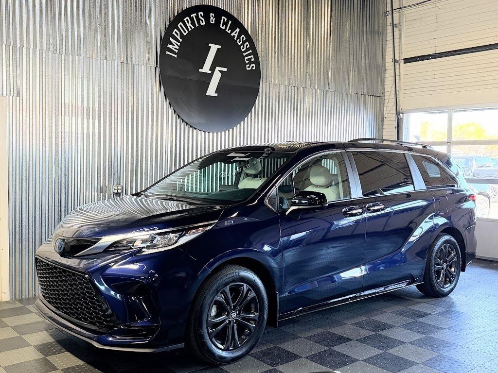 2024 Toyota Sienna Unknown