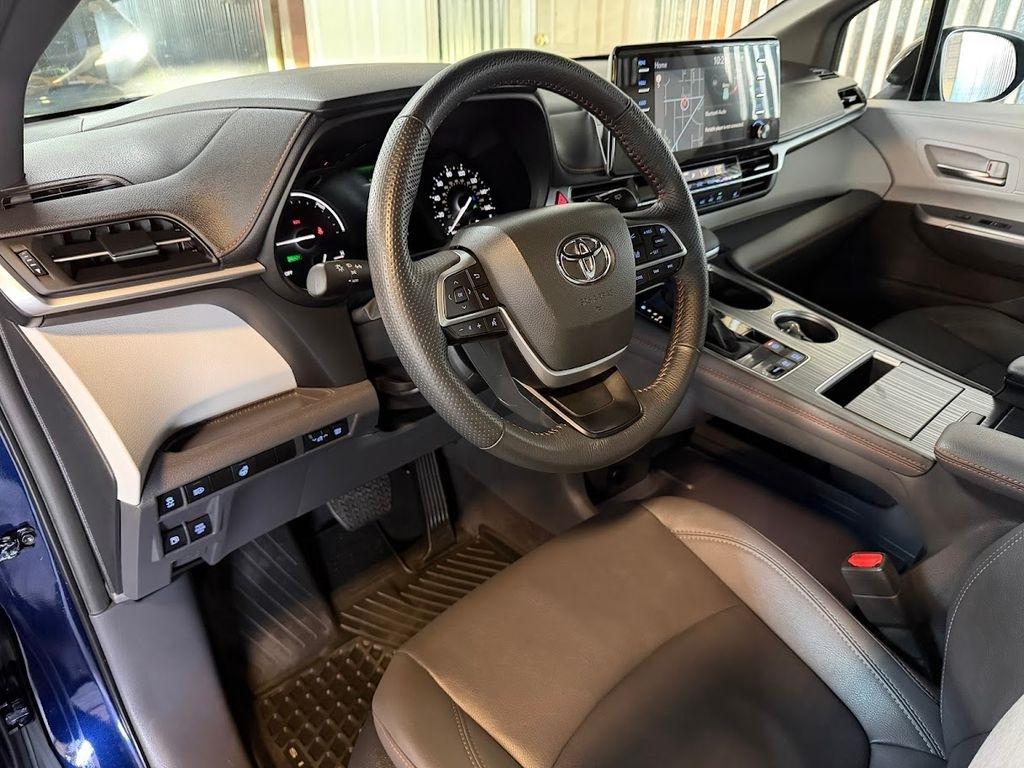 Toyota Sienna Unknown 2024
