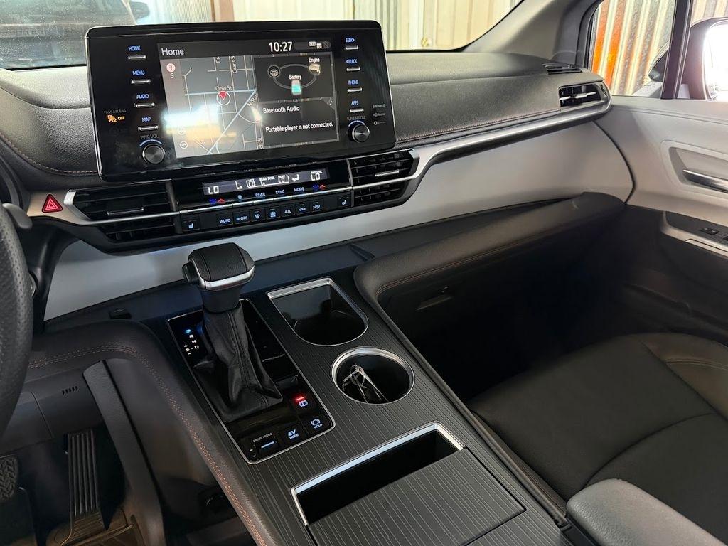 Toyota Sienna Unknown 2024