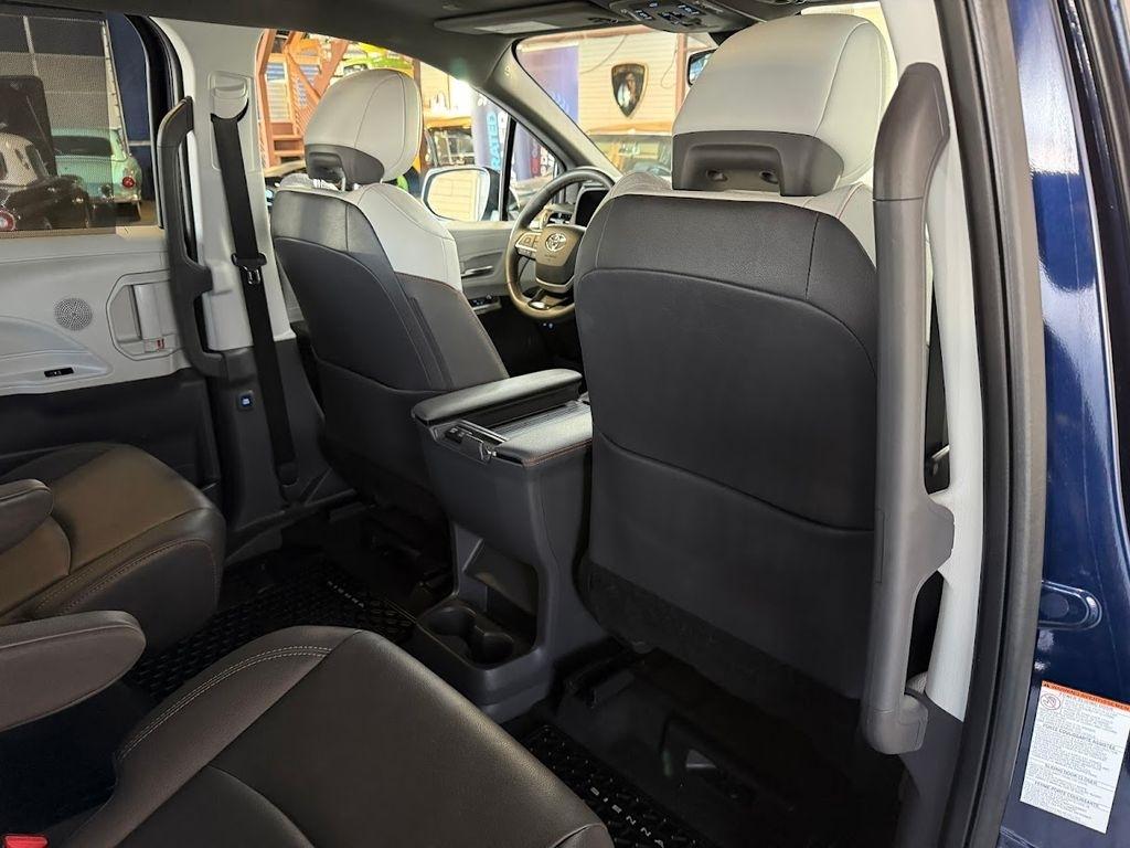 Toyota Sienna Unknown 2024