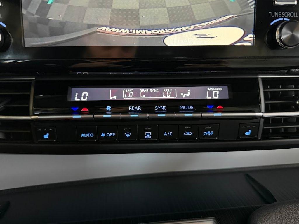 Toyota Sienna Unknown 2024