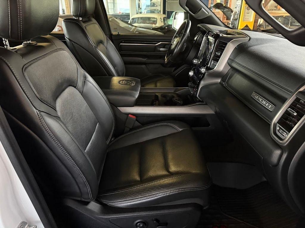 RAM 1500 Sport Crew Cab 4WD 2020