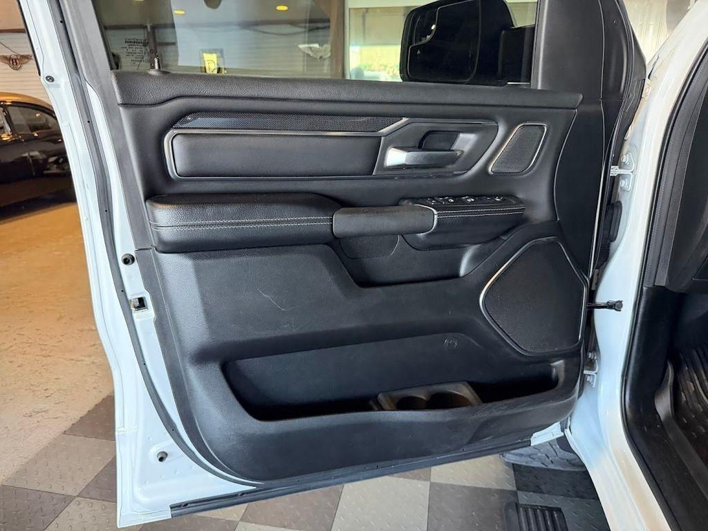 RAM 1500 Sport Crew Cab 4WD 2020