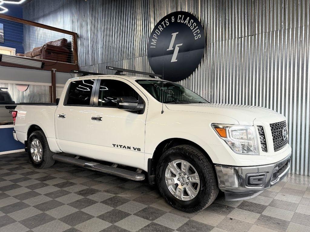 Nissan Titan SV Crew Cab 2WD 2019