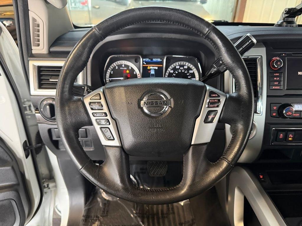 Nissan Titan SV Crew Cab 2WD 2019