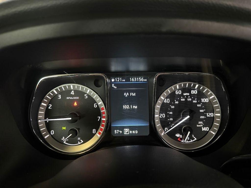 Nissan Titan SV Crew Cab 2WD 2019