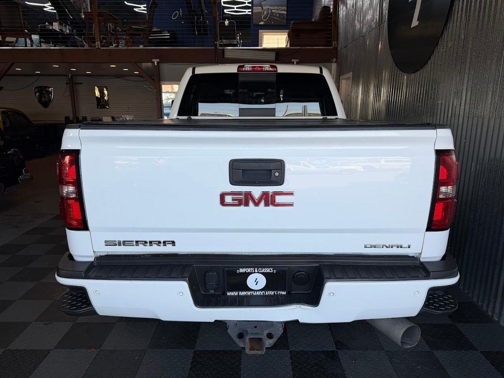 GMC Sierra 3500HD Denali Crew Cab 4WD 2017