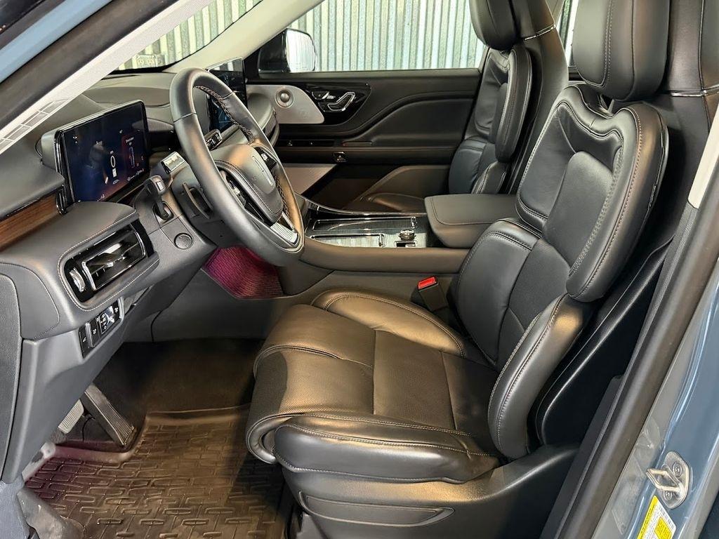 Lincoln Aviator Reserve AWD 2025