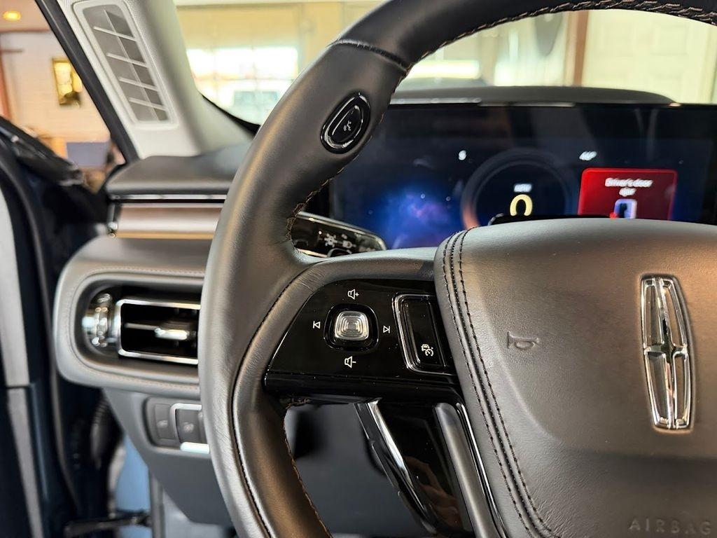 Lincoln Aviator Reserve AWD 2025