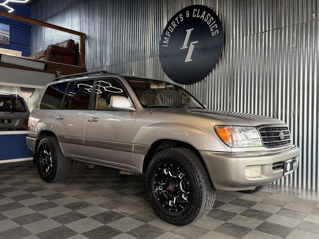 Toyota Land Cruiser 4WD 2000