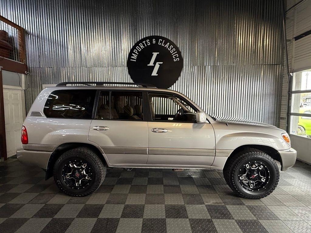 Toyota Land Cruiser 4WD 2000