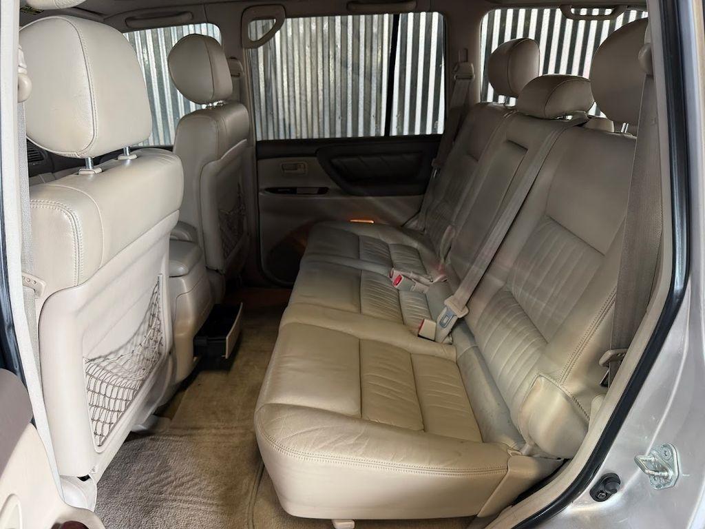 Toyota Land Cruiser 4WD 2000