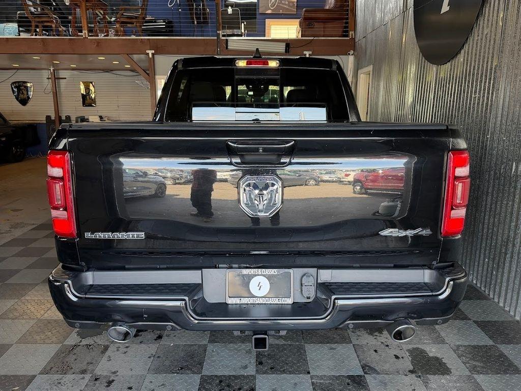 RAM 1500 Laramie Crew Cab SWB 4WD 2021