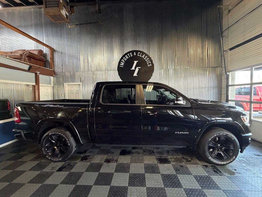 RAM 1500 Laramie Crew Cab SWB 4WD 2021