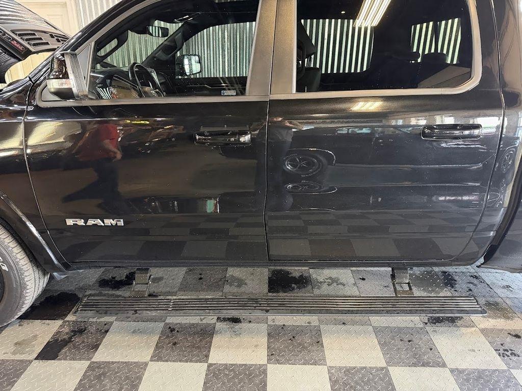RAM 1500 Laramie Crew Cab SWB 4WD 2021