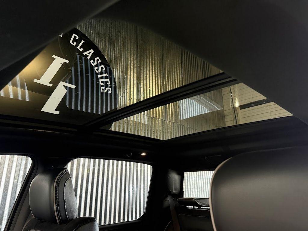 RAM 1500 Laramie Crew Cab SWB 4WD 2021