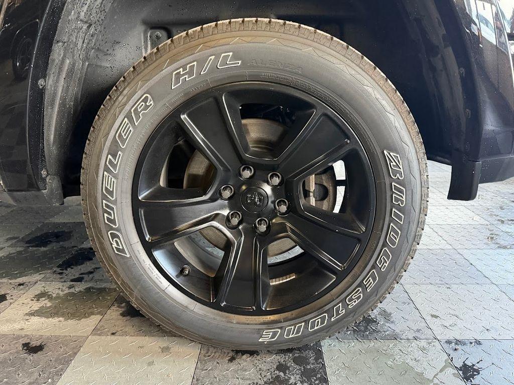 RAM 1500 Laramie Crew Cab SWB 4WD 2021