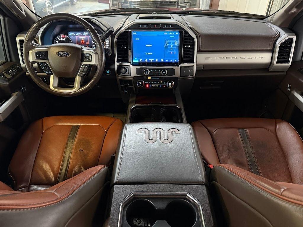 Ford F-350 SD King Ranch Crew Cab Long Bed DRW 4WD 2022