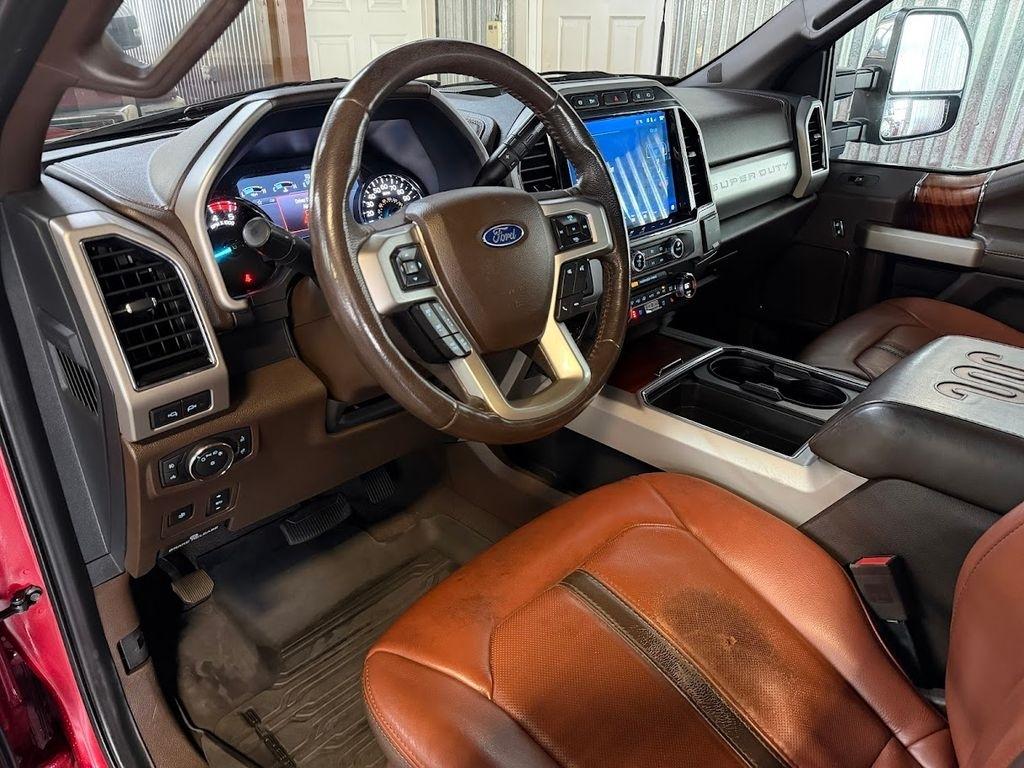 Ford F-350 SD King Ranch Crew Cab Long Bed DRW 4WD 2022