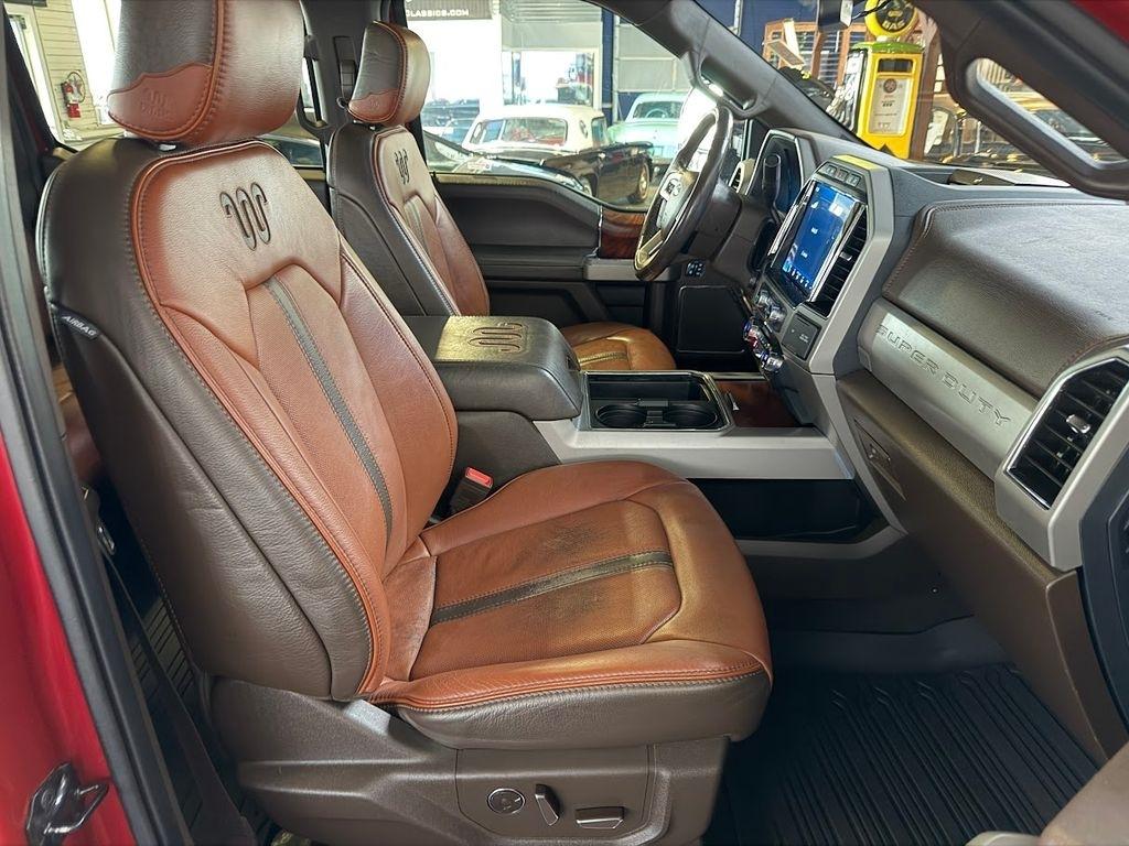 Ford F-350 SD King Ranch Crew Cab Long Bed DRW 4WD 2022