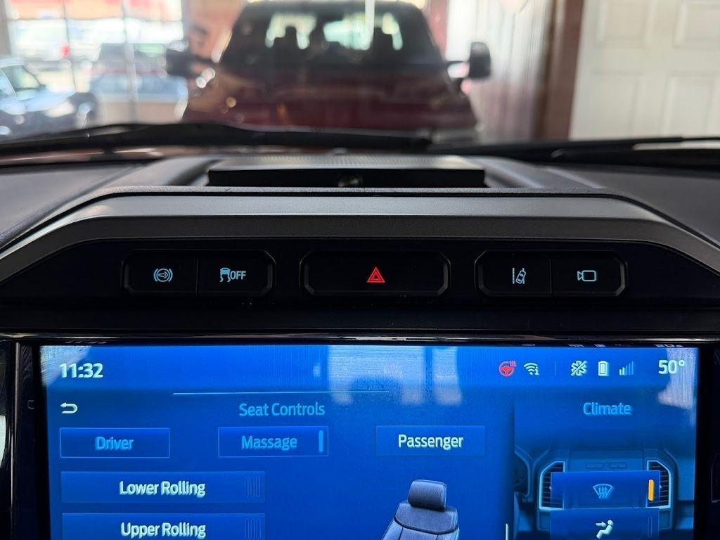 Ford F-350 SD King Ranch Crew Cab Long Bed DRW 4WD 2022