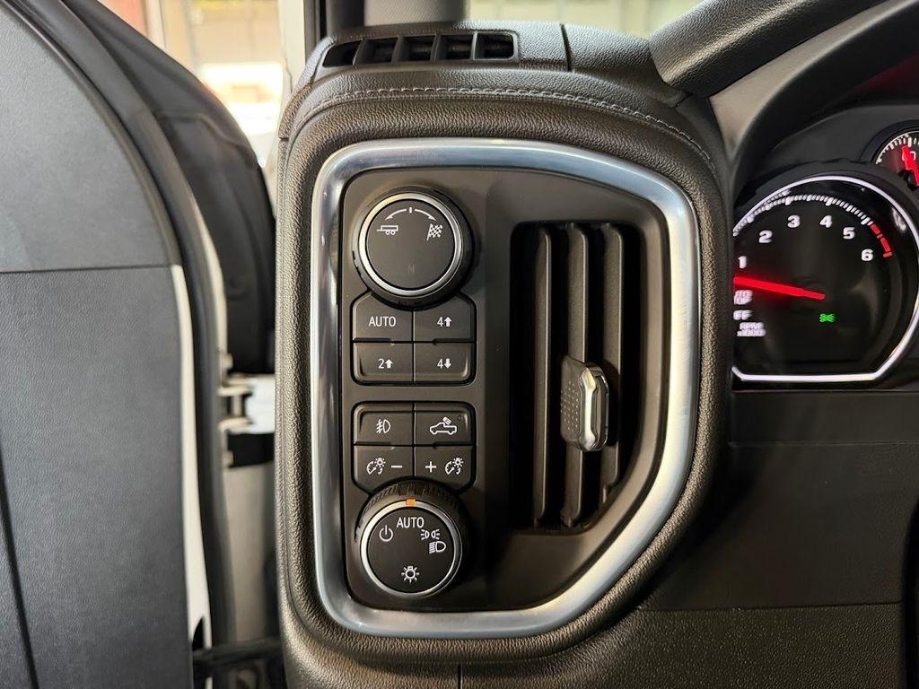 Chevrolet Silverado 1500 RST Crew Cab 4WD 2019