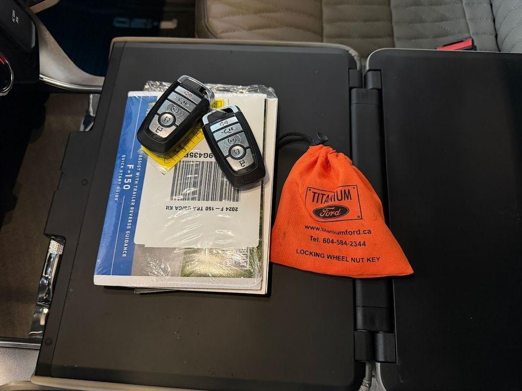 Ford F-150 Platinum SuperCrew 5.5-ft. Bed 4WD 2024