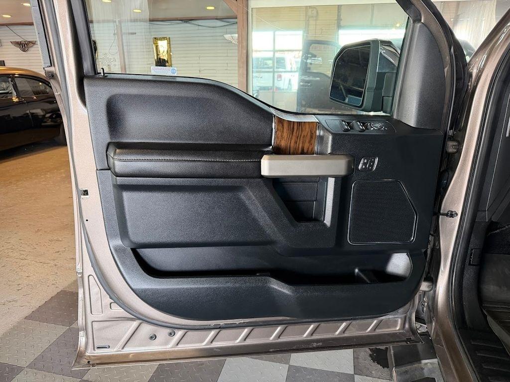 Ford F-150 Lariat SuperCrew 5.5-ft. Bed 4WD 2019