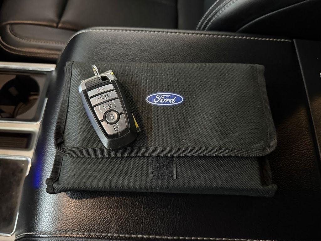 Ford F-150 Lariat SuperCrew 5.5-ft. Bed 4WD 2019