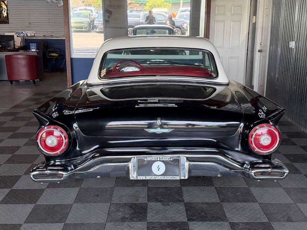 Ford Thunderbird  1957