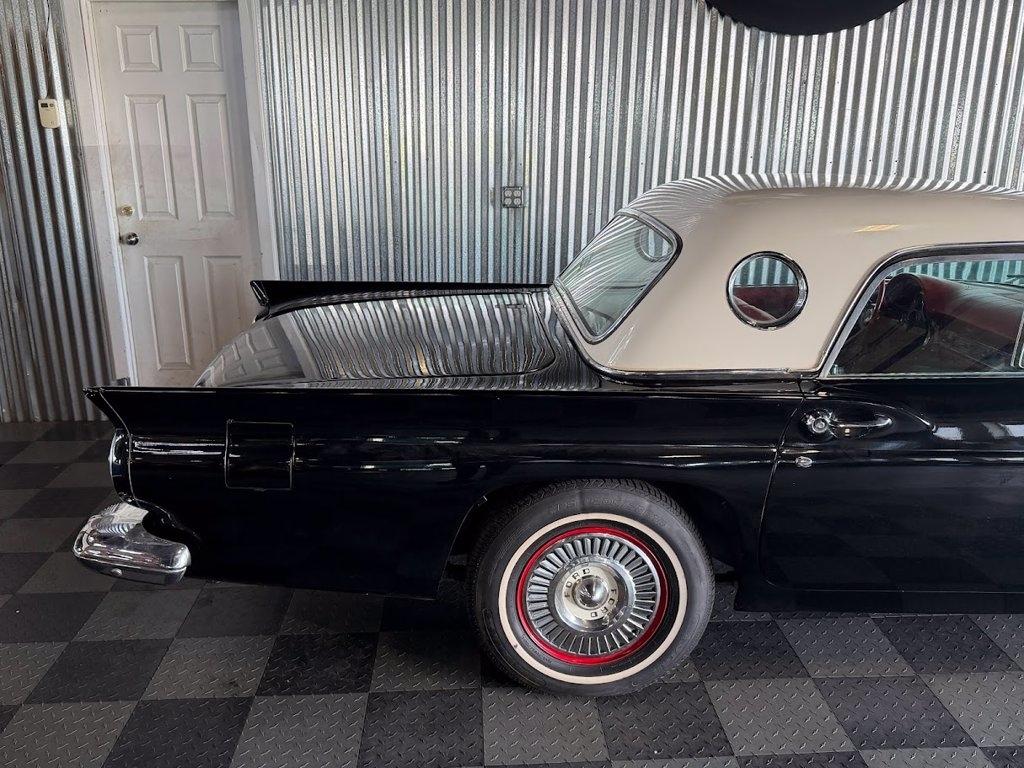 Ford Thunderbird  1957