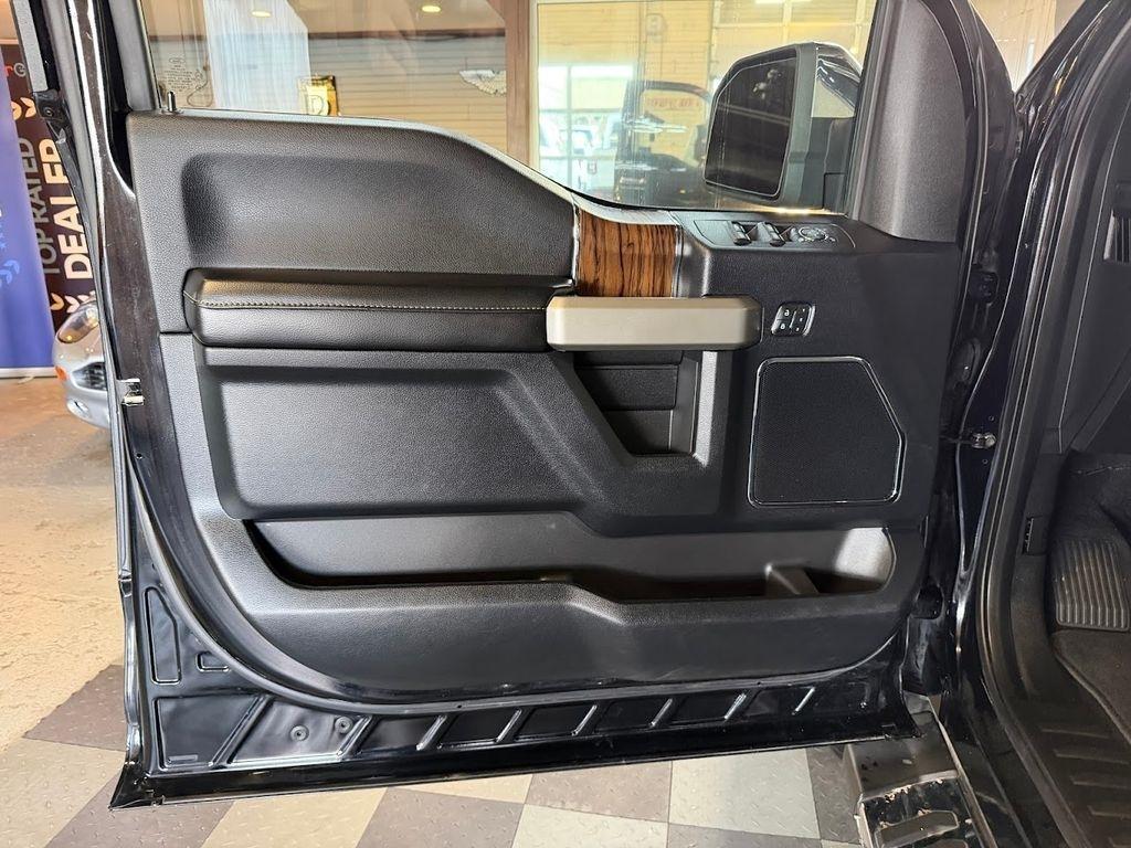 Ford F-150 Lariat 4WD SuperCrew 5.5' Box 2018