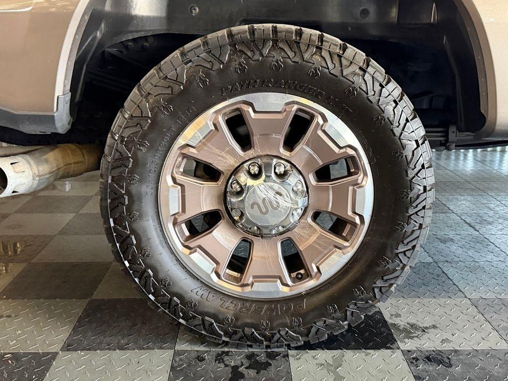 Ford F-350 SD King Ranch Crew Cab Long Bed 4WD 2023