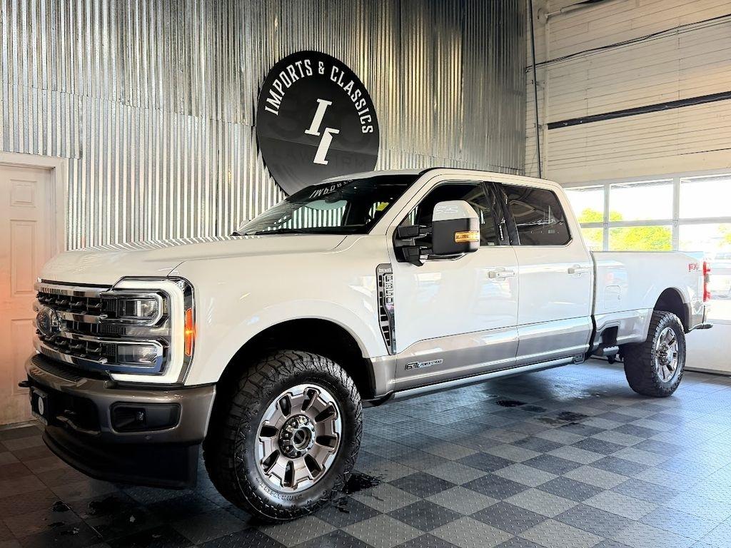 2023 Ford F-350 SD King Ranch Crew Cab Long Bed 4WD