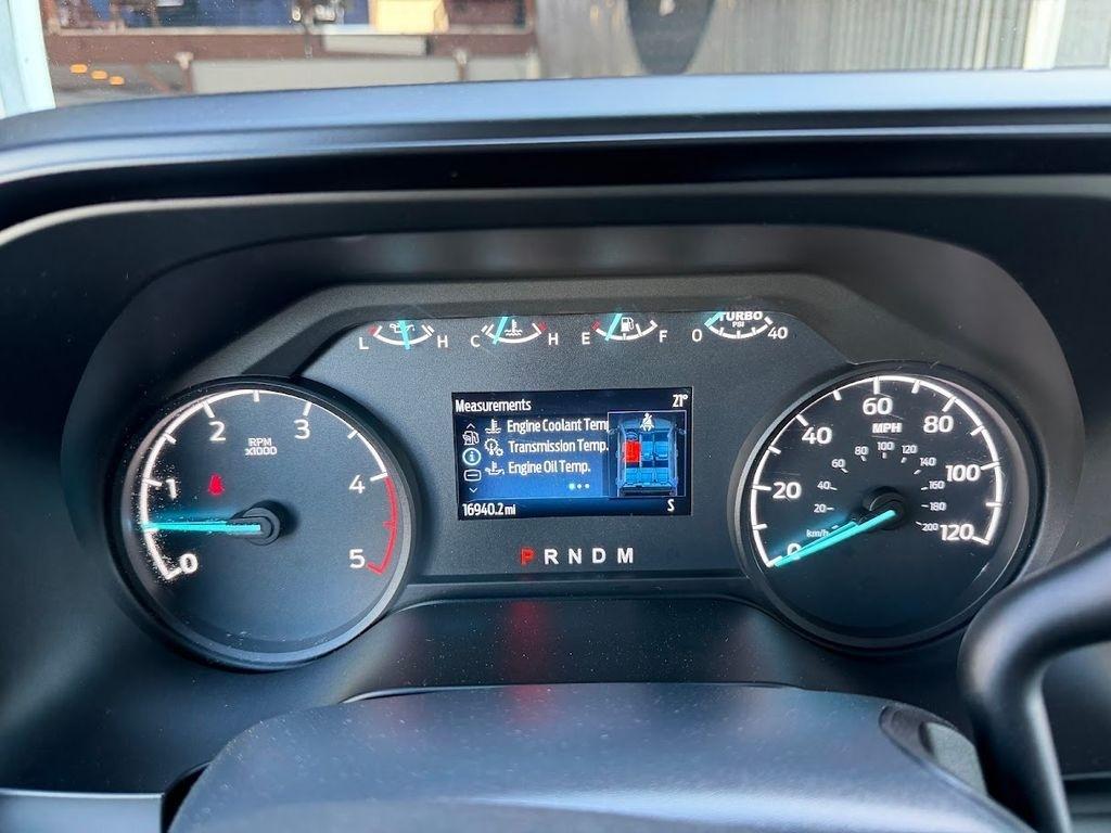 Ford F-350 SD XLT Crew Cab Long Bed DRW 4WD 2025