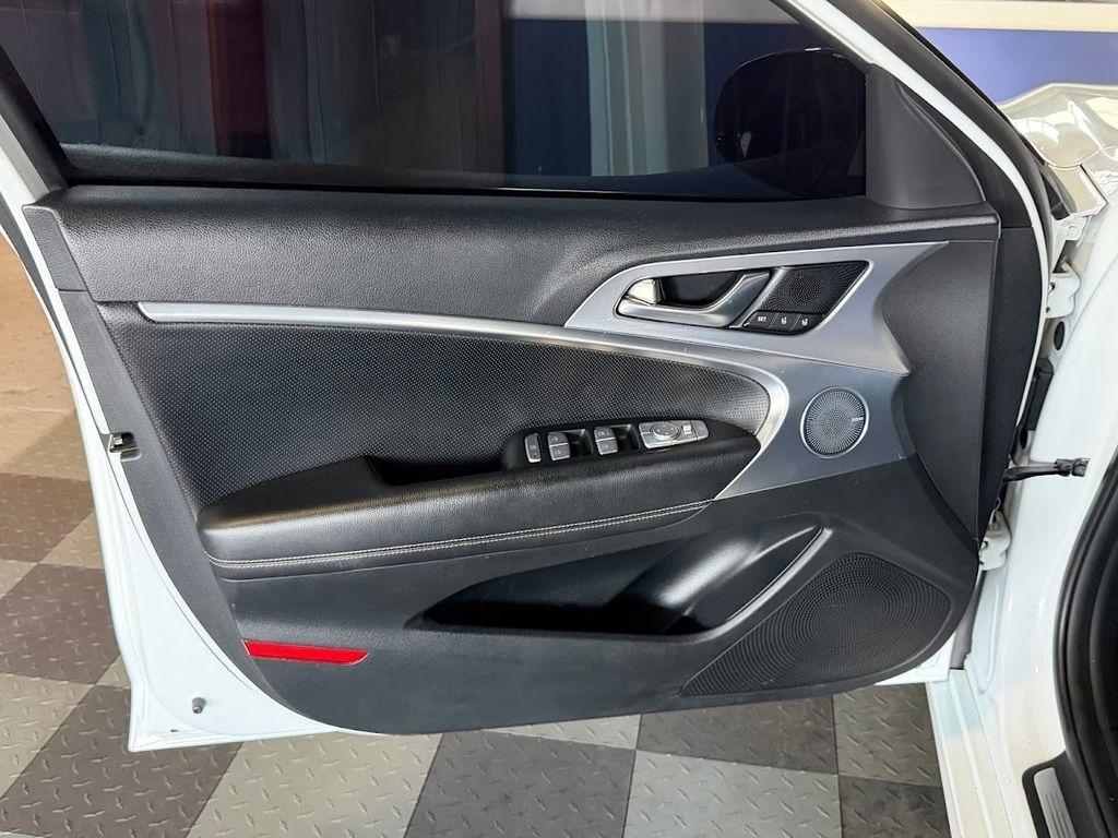 Genesis G70 3.3T Dynamic 2020