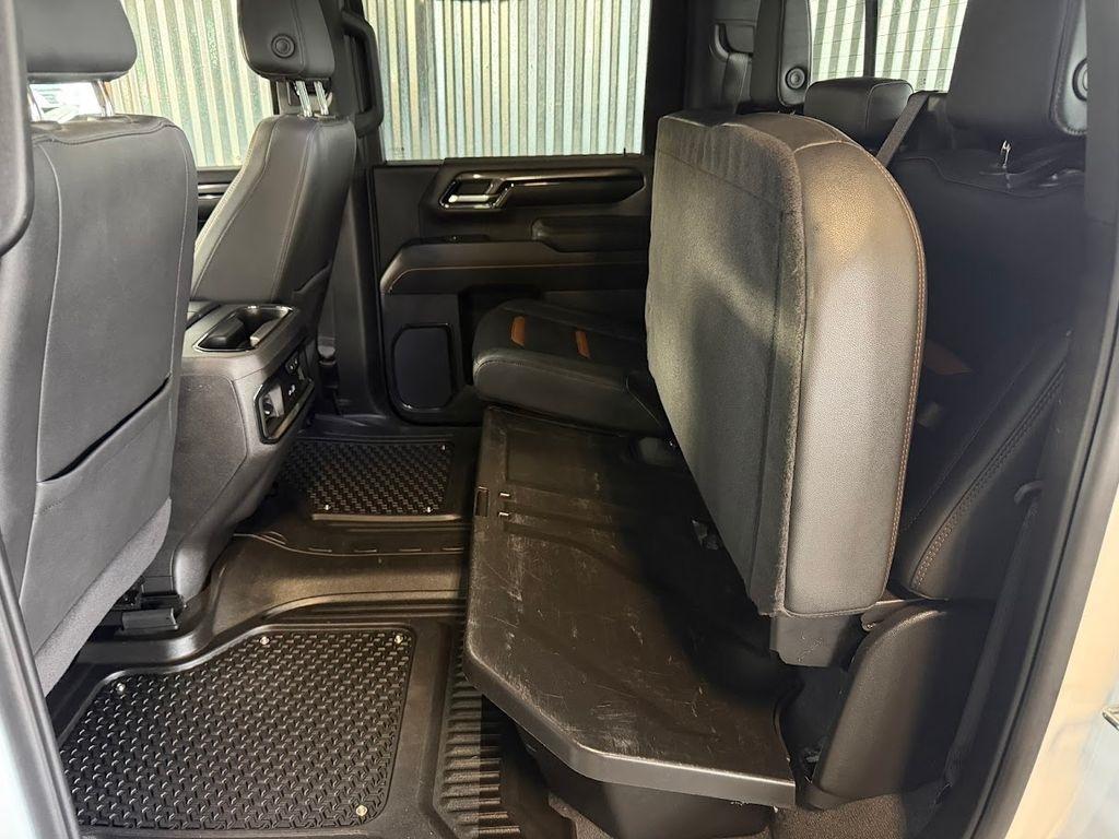 GMC Sierra 2500HD AT4 Crew Cab 4WD 2024