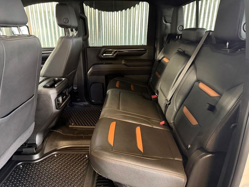 GMC Sierra 2500HD AT4 Crew Cab 4WD 2024