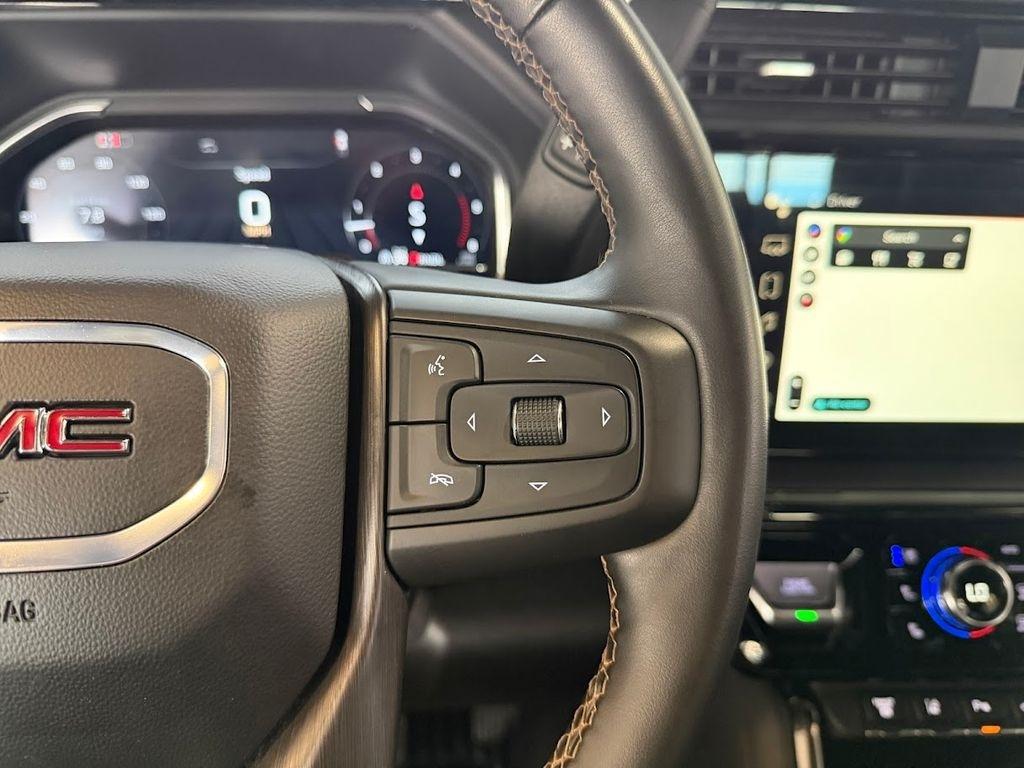 GMC Sierra 2500HD AT4 Crew Cab 4WD 2024