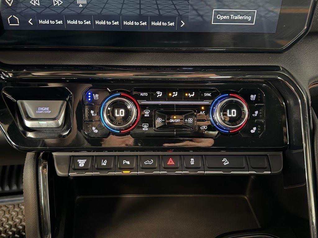 GMC Sierra 2500HD AT4 Crew Cab 4WD 2024